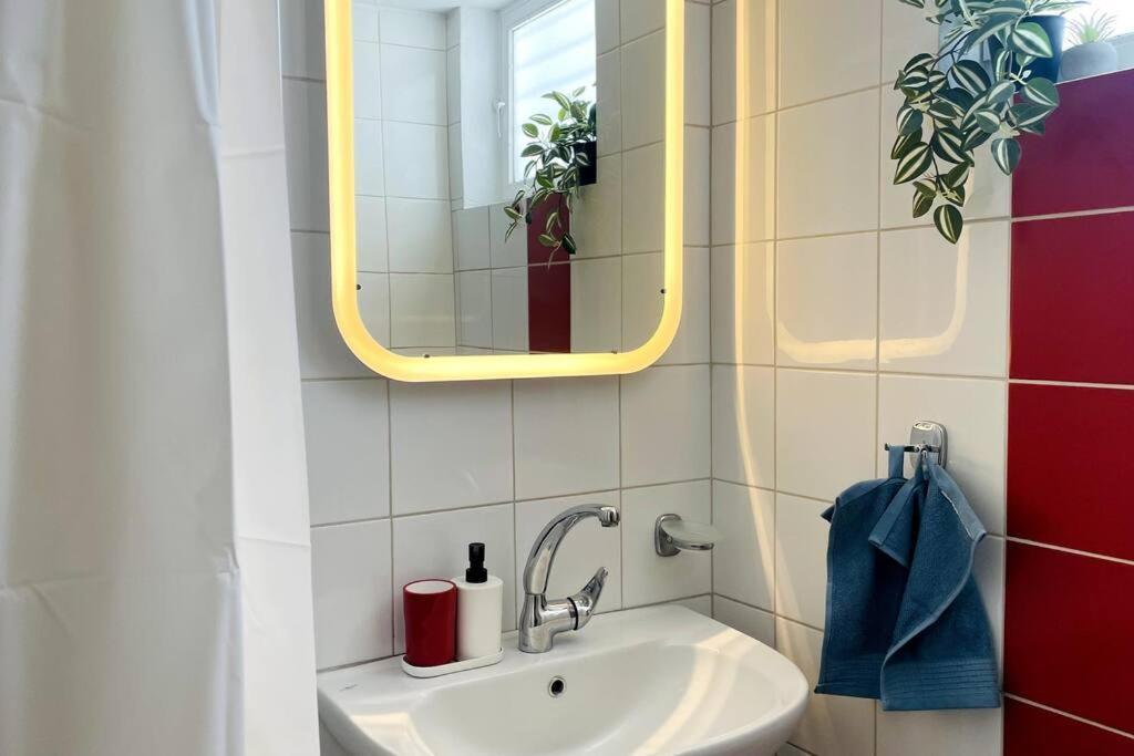 Appartamento Cybele Apt Downtown Volos Esterno foto